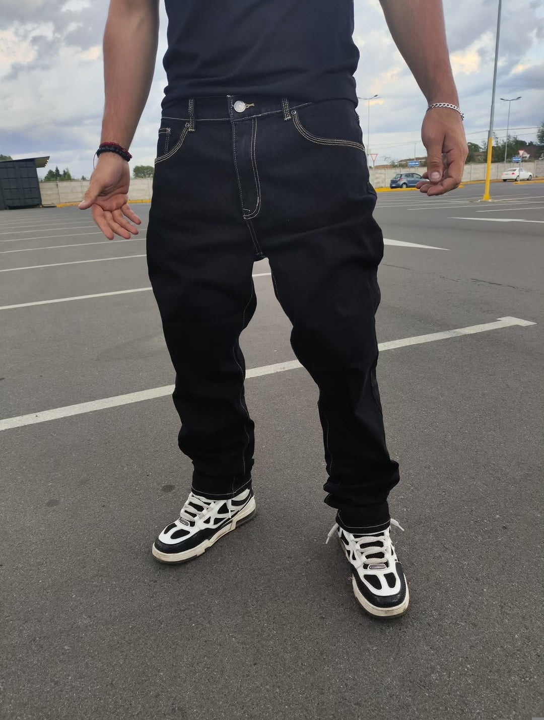 Jeans Básico Black Gold